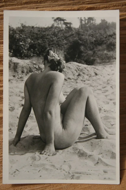 FOTO 2 WK BDM M del Nude PORTRAIT FRAU NACKT AKT Am Strand BREAST EUR foto-2-wk-bdm-m-del-nude-portrait-frau-nackt-akt-am-strand-breast-eur