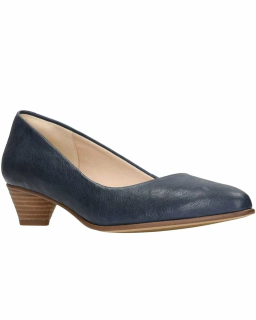 Clarks navy hotsell court shoes