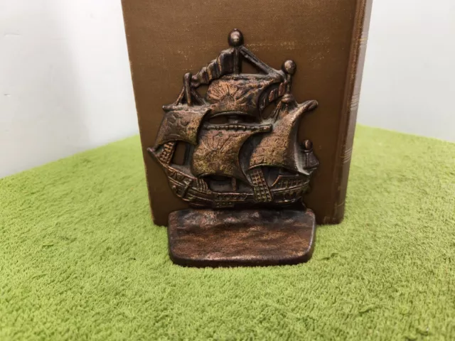 VINTAGE CAST IRON METAL SAIL BOAT SHIP NAUTICAL BOOKENDS Small Heavy Old