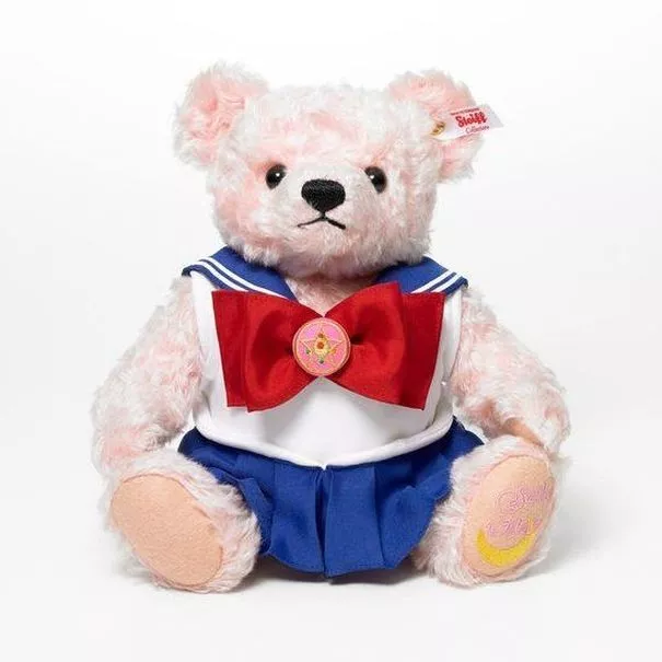 Sailor Moon & Steiff collaboration Hand Made Teddy Bear Limited to 1992 PCS