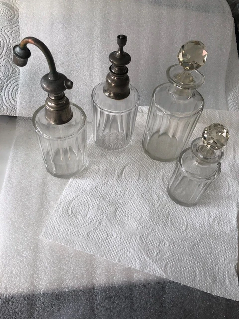 4 Anciens Flacon De Toilette Baccarat  A Facettes Et Vaporisateur