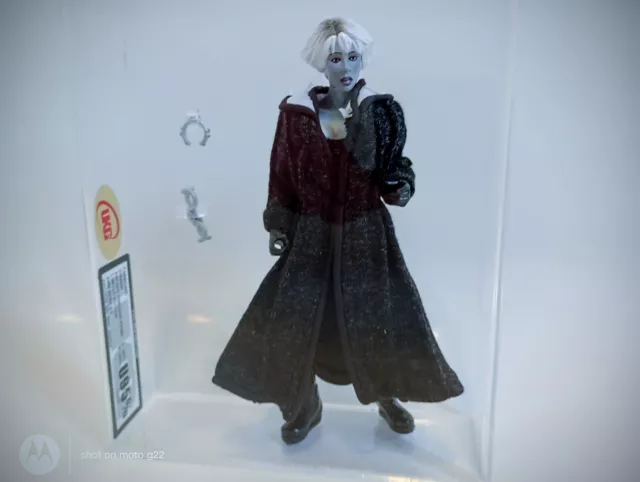UKG Action Figure U95% Gold Chiana Limited Edition Farscape Graded Not AFA Toy