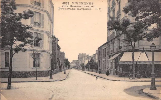 CPA 94 VINCENNES RUE DIDEROT VUE DU BOULEVARD NATIONAL (cliché rare