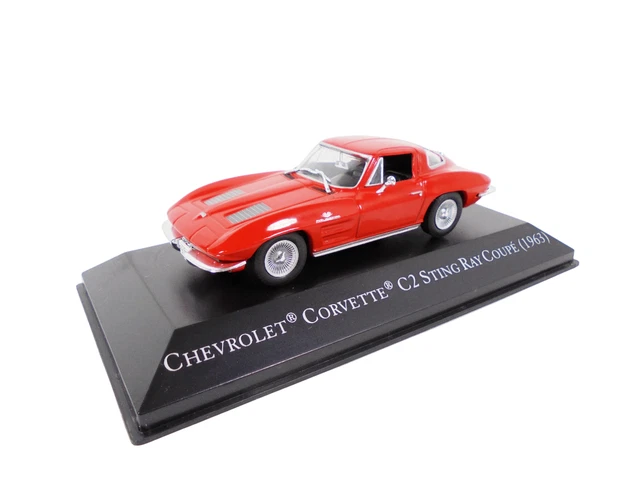 Modèle réduit Chevrolet Corvette Stingray, Rouge/blanc, 1963 1/43