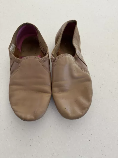 Capezio Girls Ballet Dance Jazz Shoes Size 3M Leather Neutral