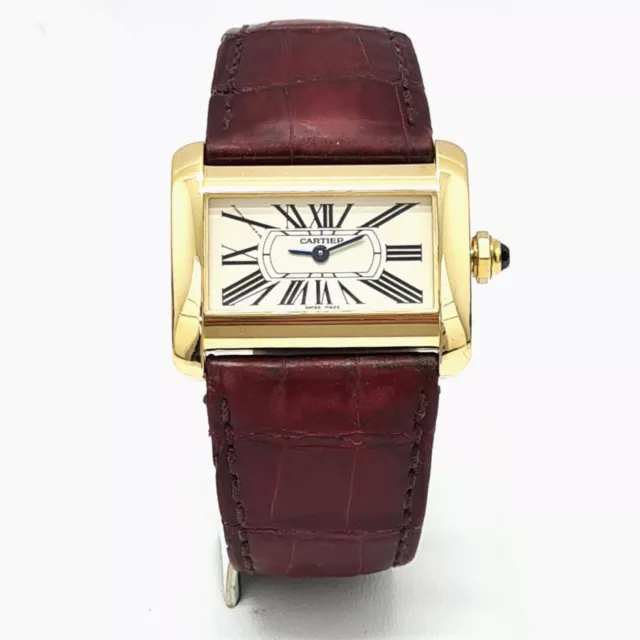 Reloj CARTIER Tank Divan Caja de Oro de 18kt. Cuarzo  31mm