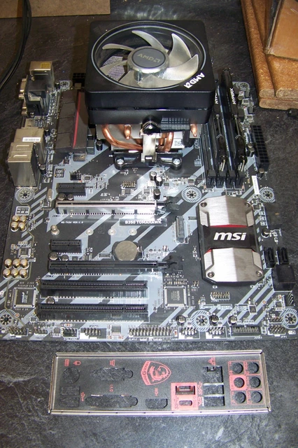 CPU Intel Core i9-9900K 3.6GHz CPU Schede madri e CPU combo, Componenti e parti, Informatica