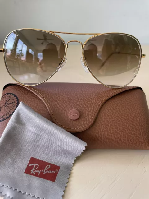 Ray Ban aviator    Gold Frame / Brown gradient  Lenses Medium