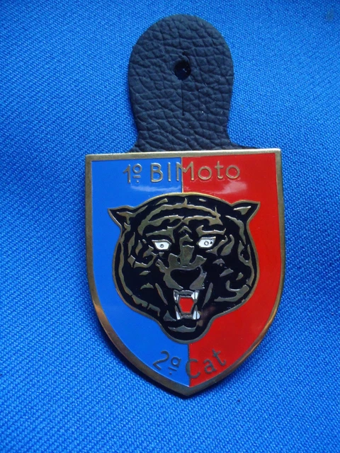PORTUGAL PORTUGUESE 1 BIMOTO 2 CAT ARMY MILITARY EMBLEM INSIGNIA 53mm
