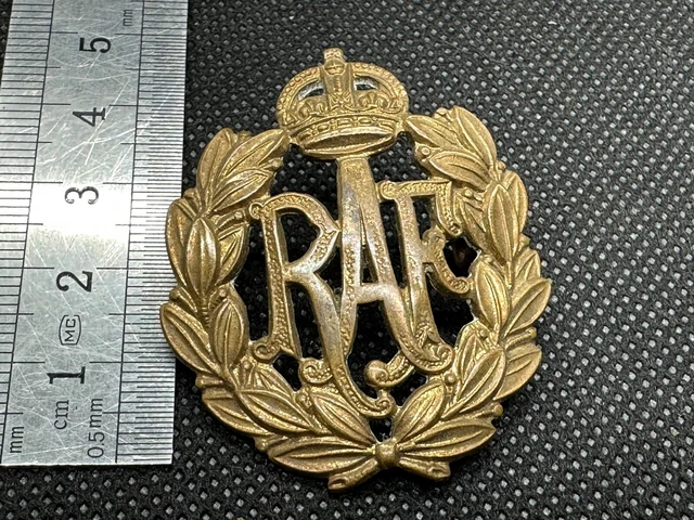 ORIGINAL WW2 BRITISH Royal Air Force RAF Brass Kings Crown Cap Badge £9 ...