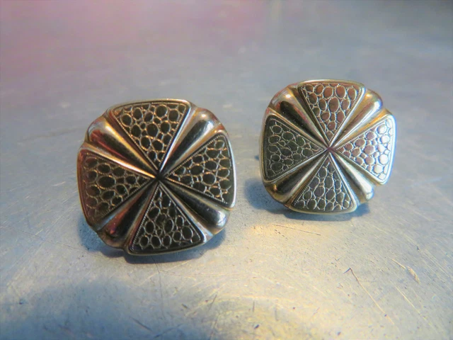 BOUTONS de MANCHETTES anciens TRÈFLE à 4 FEUILLES porte-bonheur plaqué or jaune