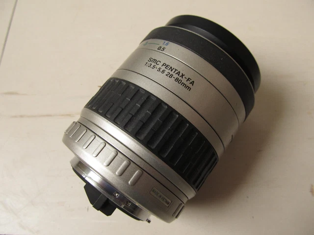 SMC Pentax -FA 28-80mm f/3.5-5.6 Objectif Monture K 3