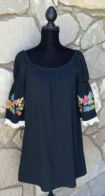 VaVa by Joy Han Dress Size S M Embroidered Floral On Off-Shoulder Dress Boho