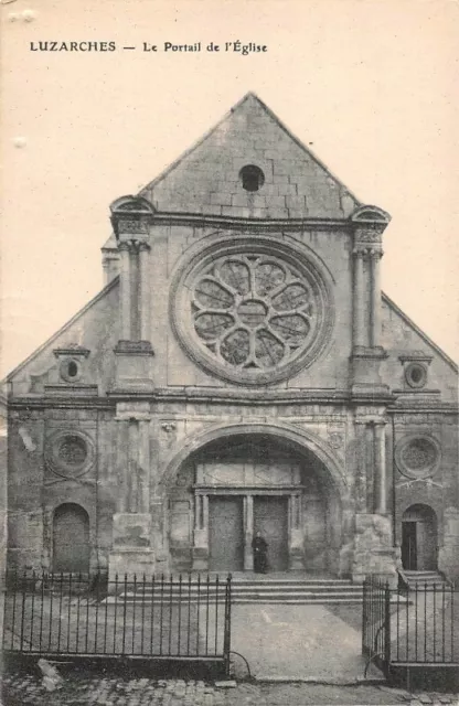 CPA-LUZARCHES - The Portal of the Church (127332)