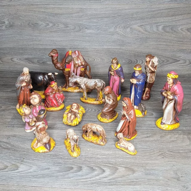 Christmas Nativity Set Large Vintage Unmarked Chalkware  7" 17 Pieces Mary Jesus