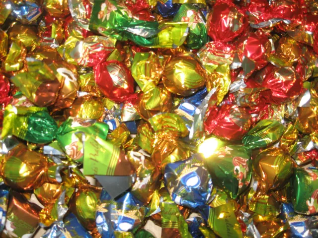 1 kg Pralinen feinste Qualität einzeln verpackt verschiedene Sorten Schokolade