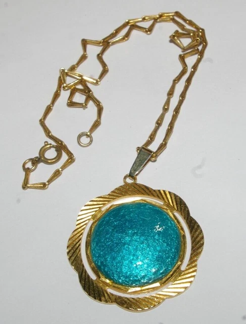 Pendentif Avec Chaîne Années 1970 - Longueur 40 Cm, Métal - Occasion Parfait état