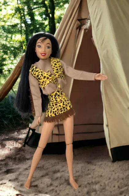 Vintage 90s Pocahontas Doll ARTICULATED Twist Waist Flat Feet Dressed Mattel VGC