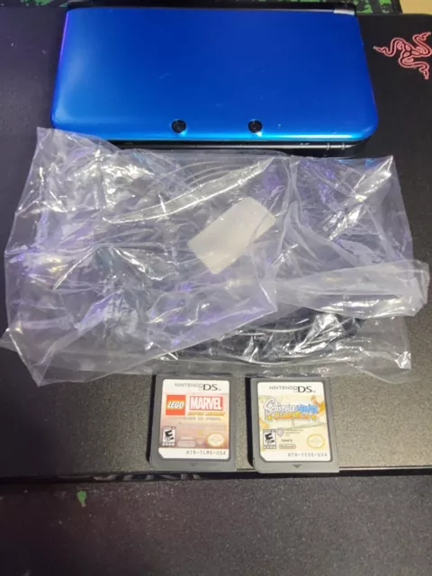 Nintendo DSi XL Launch Edition Green Handheld System + Charger ＋ pokem game  set