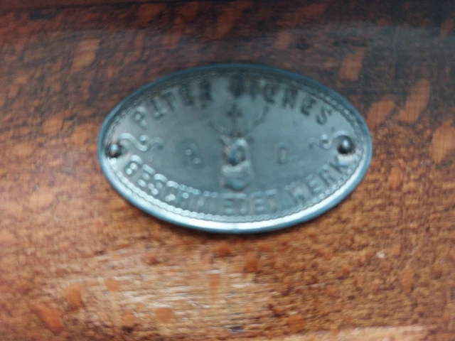 Peter Dienes Kaffeemühle antik mit Chronik 2