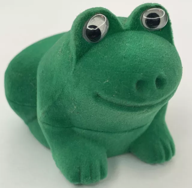 Smiling Frog Green Felt Trinket Box Googly Eyes & 1/2” Pendant 15-17” Necklace