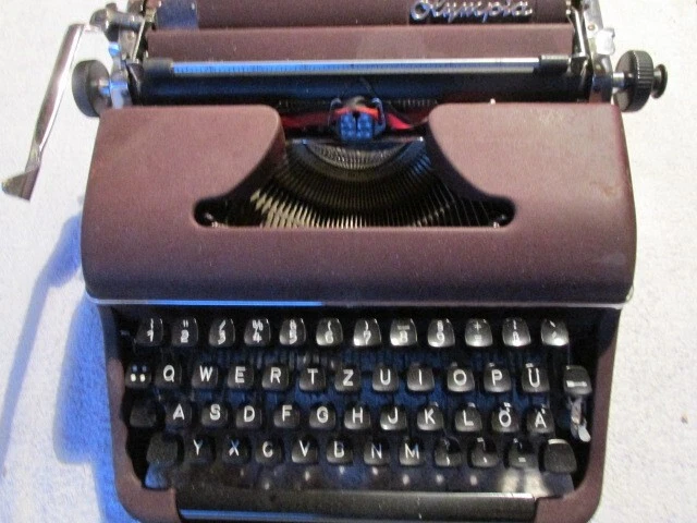 Mechanische Schreibmaschine Olympia SM 2