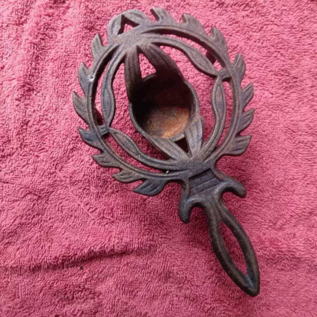 Vintage Cast Iron Tea Light Trivet Food Warming Stand with Laurel Wreath Pattern