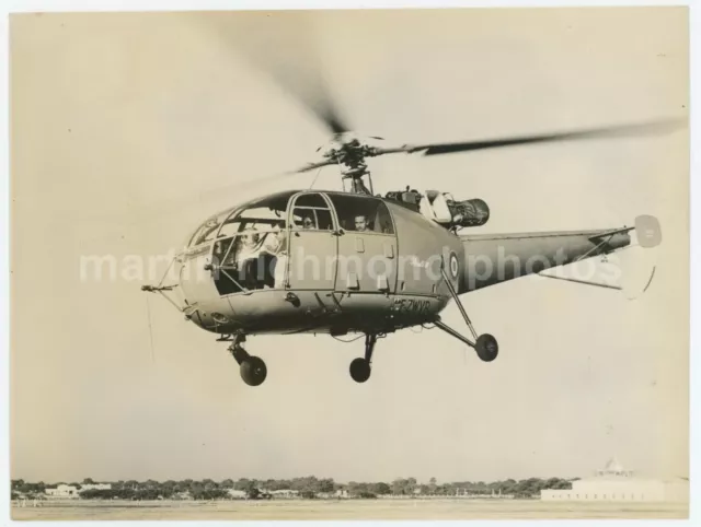 Aerospatiale Alouette II Helicopter F-ZWVR Large Original Photo, BZ865