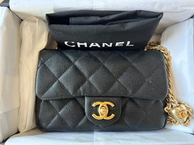 NWT CHANEL SWEETHEART Bag Flap Handbag 23P Black Caviar Quilted