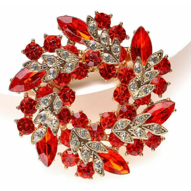 Lovely 3D WREATH Christmas RHINESTONE Candy Cane Pin Wheel Flower Red Brooch US