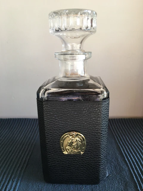 Ancienne Carafe Whisky " Equitation " En Verre Vintagetres Bon Etat