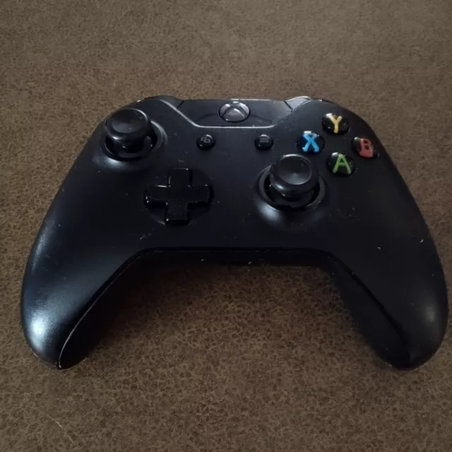 Official Microsoft XBOX ONE Wireless Controller 1708 Black OEM Genuine TESTED