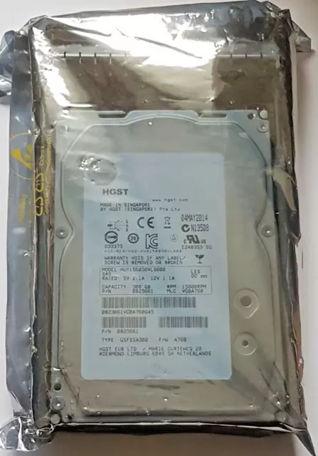 300 GB SAS HGST HUS156030VLS600 15K RPM 64MB HDD 3.5 " Disque Dur Neuf + Caddy