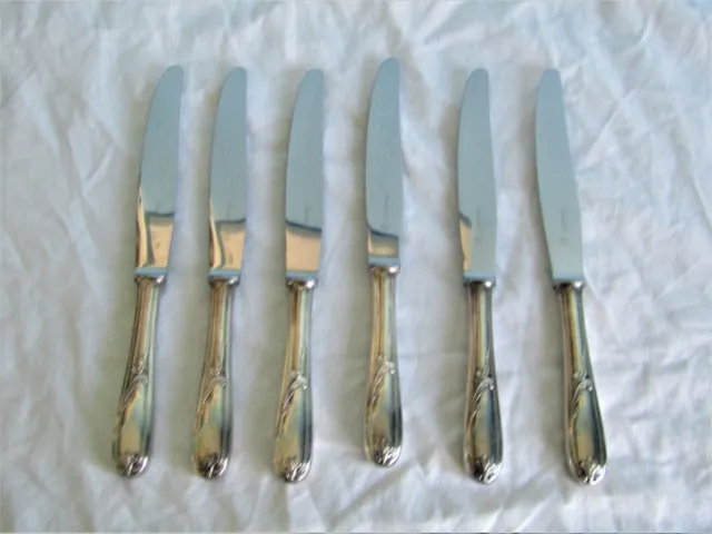 6 couteaux de table métal argenté CHRISTOFLE modèle Grandbourg Louis XV (lot A)