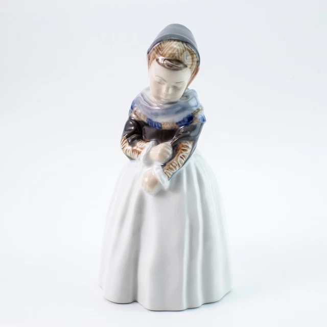 STATUINA PORCELLANA ROYAL COPENHAGEN "Ragazza di Amager" COD 1251 CM 19.5x11x10