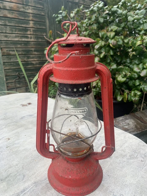Vintage Chalwyn Far East Hurricane Storm Paraffin Lamp Light