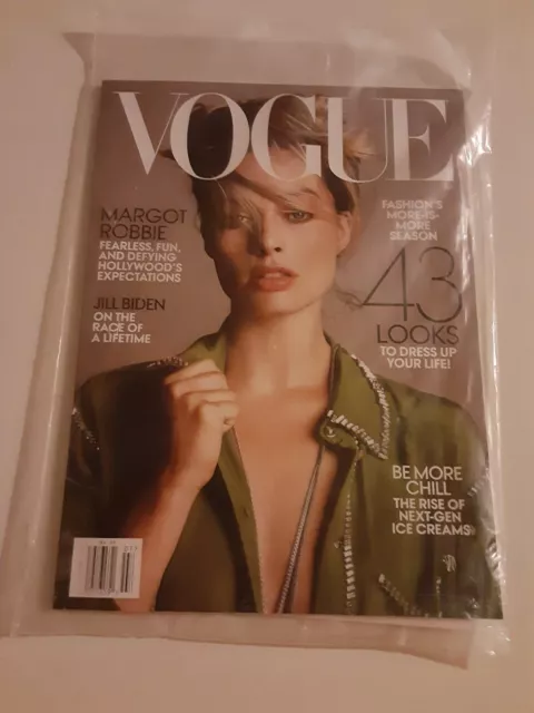 VOGUE MAGAZINE - July 2019 - Margot Robbie - New, Sealed