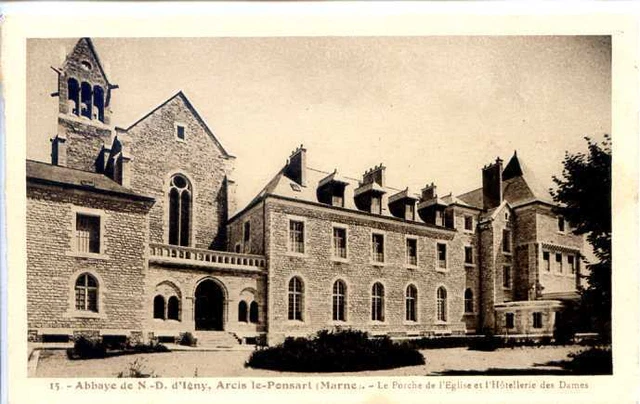 Cp 51 Marne - Arcis-Le-Ponsart - Abbaye De N.d. D'igny - Porche Eglise