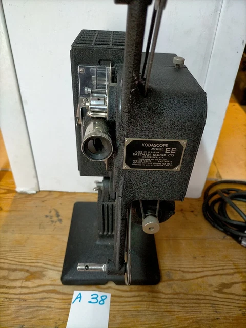 Projecteur vintage 16 mm Eastman Kodak Kodascope modèle C des années 1920 - Canada