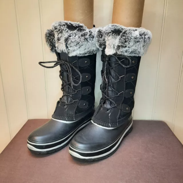 KHOMBU Black "Ellie" Winter Snow/Rain Boots Women's 7M Lace Up Rubber Suede