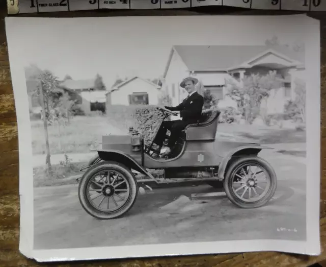 Antique Lg Photo Man in Straw Boater Hat Driving Antique Car Early 1900's 8 x 10