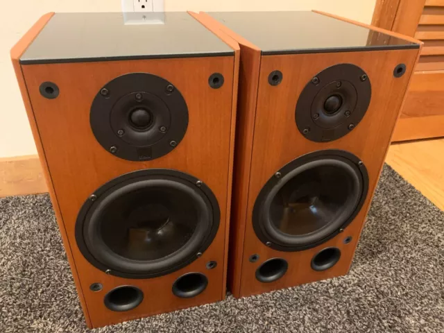 Dali Evidence 370 Stereo Bookshelf Speakers Dali Evidence 370 Stereo Bookshelf Speakers