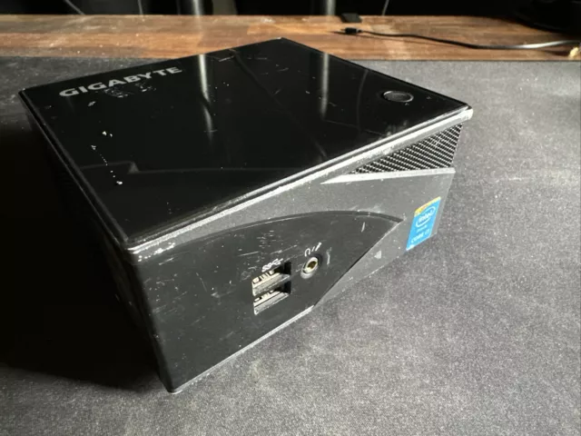 Gigabyte Brix - NUC - Intel i7 - 16GB RAM - 2x 500Gb SSD