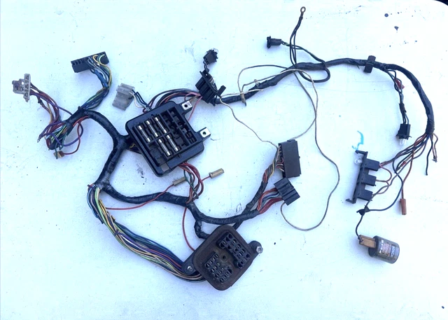 HOLDEN UNDER DASH Wiring Harness Loom & Dash / Gauge Cluster Loom Hq Hj