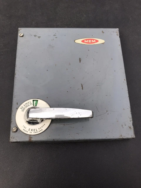 MEM EXEL 30 Amp Switch Fuse Disconnector Isolator LID ONLY Left Door ...
