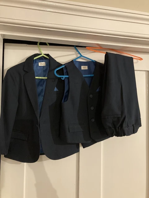 Boys 3 piece suit age 3 - 4 dark blue with waistcoat
