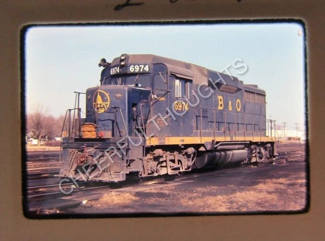 Original  '76 Ektachrome Slide B&O Baltimore Ohio 6974 GP30 Garrett      38B41