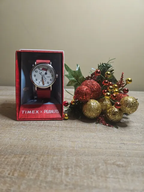 Timex Peanuts Snoopy Watch Unisex w/ red band
