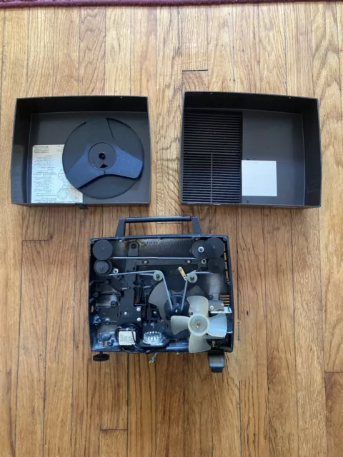 GAF Dual 8 Model 1333 - 8mm and Super 8 Film Projector - Tested Good NEEDS BULB