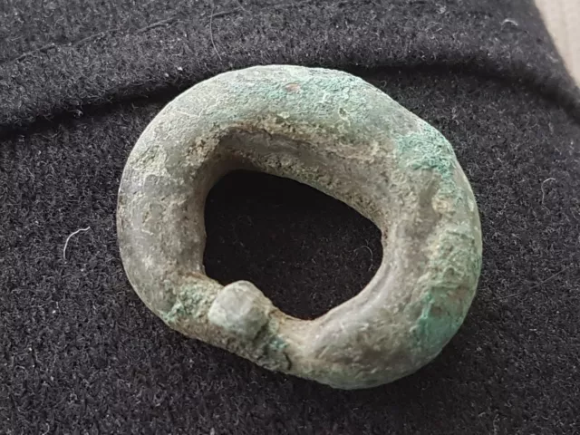 Saxon ancient heavy bronze buckle kidney type, nice patina found in England L48t